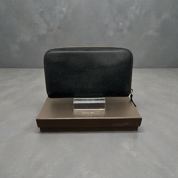 Gucci Black Pebbled Leather Zip-Around Wallet w/box EUC - Picture 2 of 8